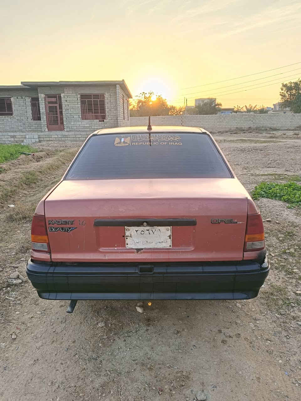 اوبل كاديت 
رقم صلاح الدين فحص شرط التحويل صاحبهه بسامراء كير شرط محرك بي تنقيص كهربائيات كلها شغاله صدر امامي خلفي كله جديد دوشمه جديده باتري جديد تايرات جدد سبير ومعداته كلها كامله سعر 13 وبيها شويه مجال مكاني العباسيه 
***********
***********
