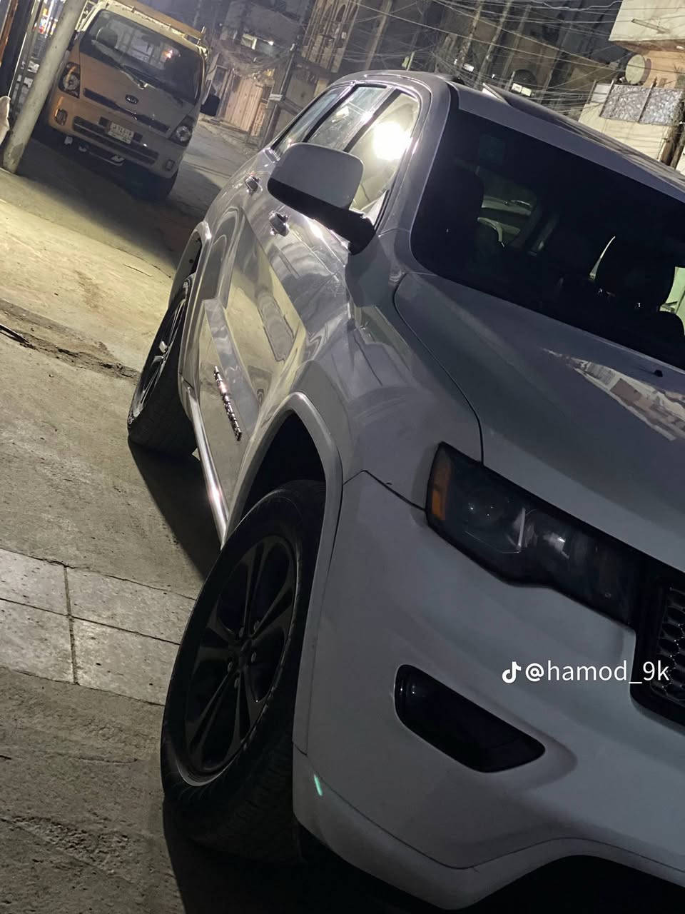 البيع جيب بلاك توب مودين 2022سياره بيه 3قطع صندوق وبنيد والباب خلفي سياره فوال كشنات كهربا تدفئه كشنات ستيرن تدفئه صندوق كهرباء سعره 270وبيه مجال كفاله من شاصي بدون يرباك رقم بغداد تحويل ثاني يوم بكان بغداد لامين ثانيه رقم تليفون ***********
