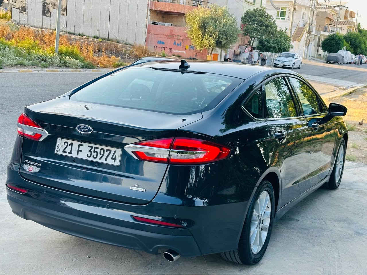فورد فیوشن
2020 SE
رادارى بيشه وه
رادارى ئاوينه
كوشن كاره با
سى شاشه و شاشه كَه وره
1.5 turbo
كير مه كينه كاره باى به شه رت 
به س بونيدى بوياخه بی ناو گرتن دوو پەلە سارد
سعری ١٠٢$
*********** Singapore
