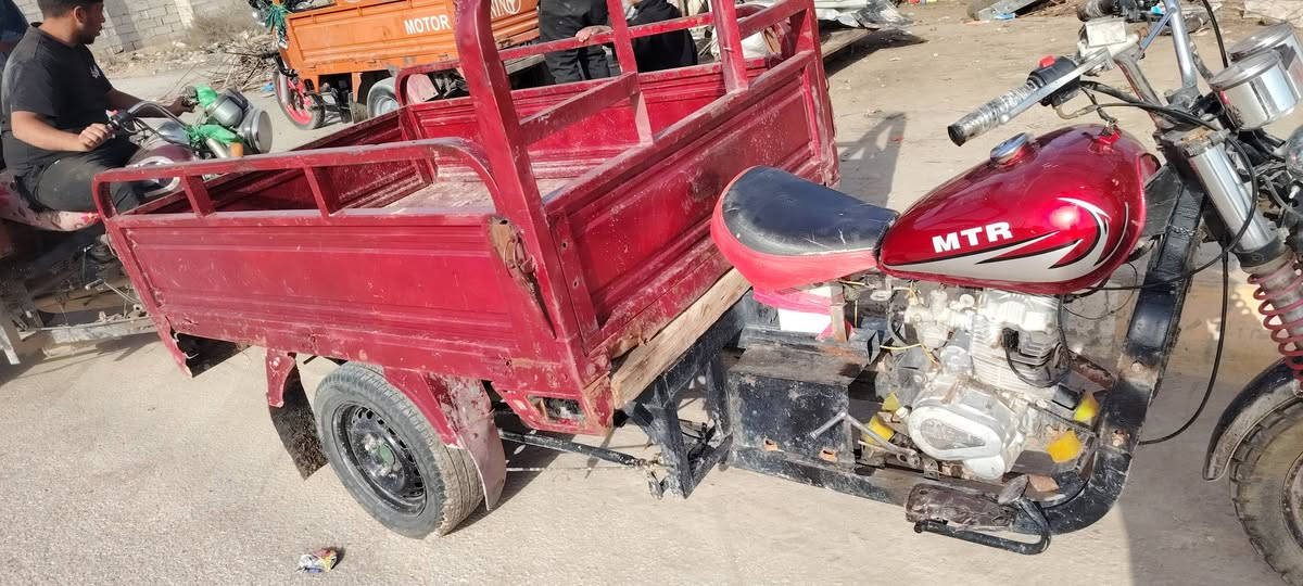 للبيع ستوته مديل 2014 محرك جديد  لايتات شغاله  سلف عوزه باتري كوم حديد اوراق ضايعه متعهد بسرقه وعشائر سعر 600 وبيها مجال


**إذا كنت صاحب هذا الإعلان وتريد حذفه لأي سبب، رجاءا أرسل رسالة إلى الدعم الفني**