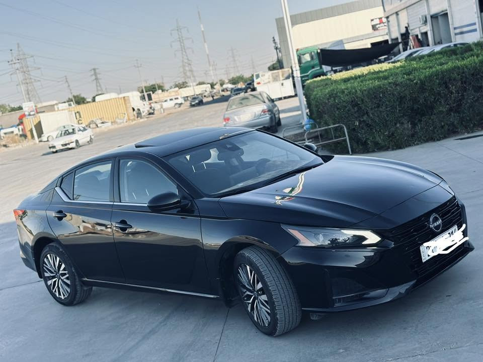 Altima 2023 SVplusa clin
مواسفات . رادار ی دواوە پیش 
ئۆتۆهۆلد+ئۆتۆستۆپ +بریک بەسمە +بەسمەی دودەرگای پیشەوە +شەخال +کارپلەی+کوشن هیتەر+راداری خەتی جادە گیرومەکینە بەشەرت  
***********
