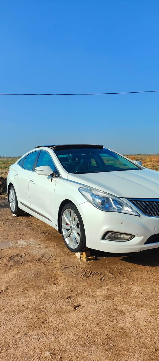 هونداي ازيرا موديل 2012 خليجي فول موصفات  Vip
رقم أربيل دولي وبأسمي 
 مكينه 6 سلندر 3000 المرغوب
موصفاتها فوول الفول 
بصمه ابواب وتشغيل بصمة جنطة بانوراما طكتين 
كشنات جلدداخل جلد ملكي تدفئه  كشنات
قطعتين تبريد 
تحكم كشنات كهربائي 
برده خلفيه كهربائيه بردات جانبيه خلفيه 
مري شفط نظام ترحيب اناره داخليه 
فتح صندوق ذكي لدات خلفي 
كاشف ضباب امامي حساس امامي خلفي 
 سايد بريك بصمة
يدات نيكل إشارات ترحيب جانبي دبل كزوز خلفي 
ويل كب 19 كروم
سيارة بيها رش صبغ 2 قطع البيبان أثر شخط بدون دواخل أو حادث وبارد بالجاملغ وهلال  والسونار موجود بالصور
سعرها 115 وبيها مجال بسيط للشراي 
عنواني الديوانية 
***********
