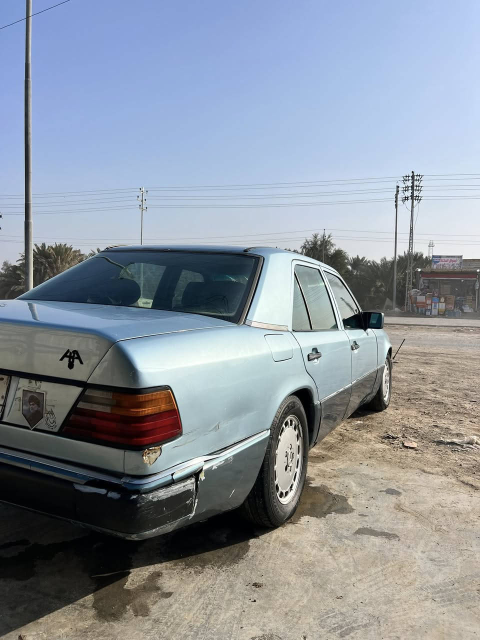 سلام عليكم ورحمة الله وبركاته
مارسدس دبي موديل١٩٩١

كير هستوني شاده 

محركً ثنين ونص ونجي

قواعد دبلات سليمه 

تخم تاير جديد

رقم نجف سنويه ساقطه بل٢٠٢٥/12/10 

ماعليه غرامات 

تحويل ثاني يوم 

سعر45 وبيه مجال 

رقم الهاتف ٠***********
