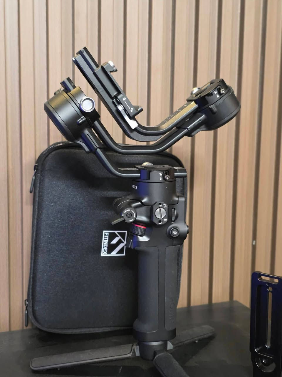 Dji rsc2
يتحمل 3 كيلو 
اخت جديد و كامل غراض 
سعر نهايي 300 الف 

توصيل موجود الجميع مناطق العراق
***********
