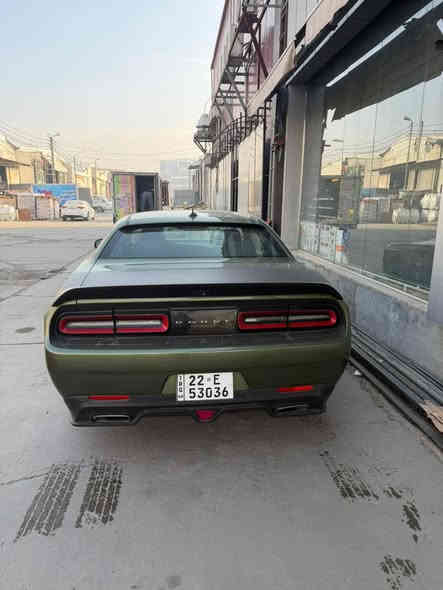 السلام عليكم
جالنجر 2018 
6سلندر 
تشغيل عن بعد
ويل 20 اصلي مو تجاري
شاشه وسط كار بلي
ماشيه 77mi
حادث جاملغ يمين وبنيد بدون لغود وشواصي ودواخل صور الحادث موجودات 
صدر امامي جديد 
كير ومكينه مكفولات ما مفتوحات بلادي
السياره عليها ادامة كاملة لمنظومه البانزين 
حجر البيئه موجود 
اي كلوب بالدشبول ماكو
دعاميه محدثه srt 
وادامه كامله لمنظومه الماء
مكان بغداد 
***********
168 وبيه مجال
