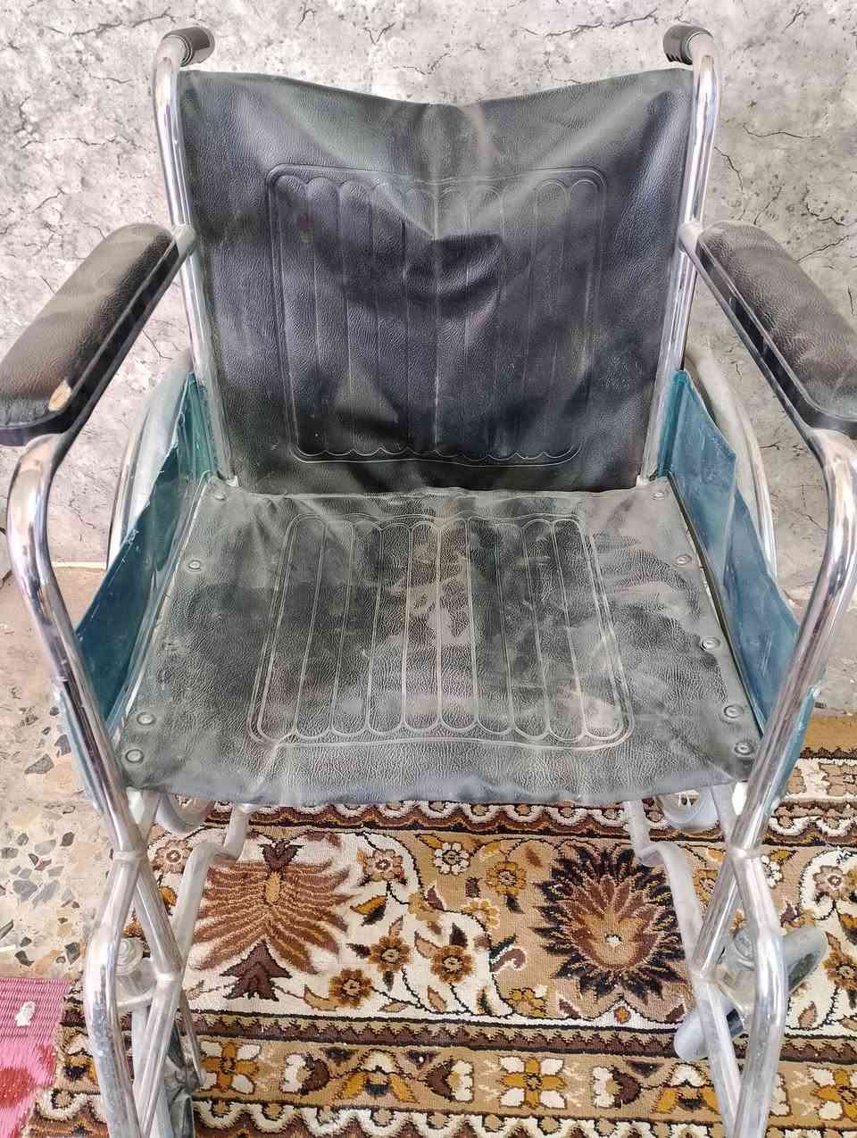 سلام عليكم عربانه للبيع جديده ما مستخدمه ابد حط سعرك وتعال خاص


**إذا كنت صاحب هذا الإعلان وتريد حذفه لأي سبب، رجاءا أرسل رسالة إلى الدعم الفني**