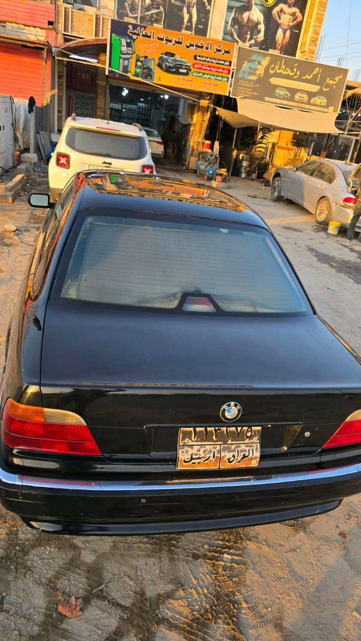 سلام عليكم
لبيع موديل 1996
حداديه خير من الله 
غرفه جديده 
تحويل وكاله 
لغيت زنون 
تانكي جديد 
باتري جديد 
البدي ما بي ولا طخه 
بس عندي بارد بالجاملغ الخلفي حليل غيره 
***********
