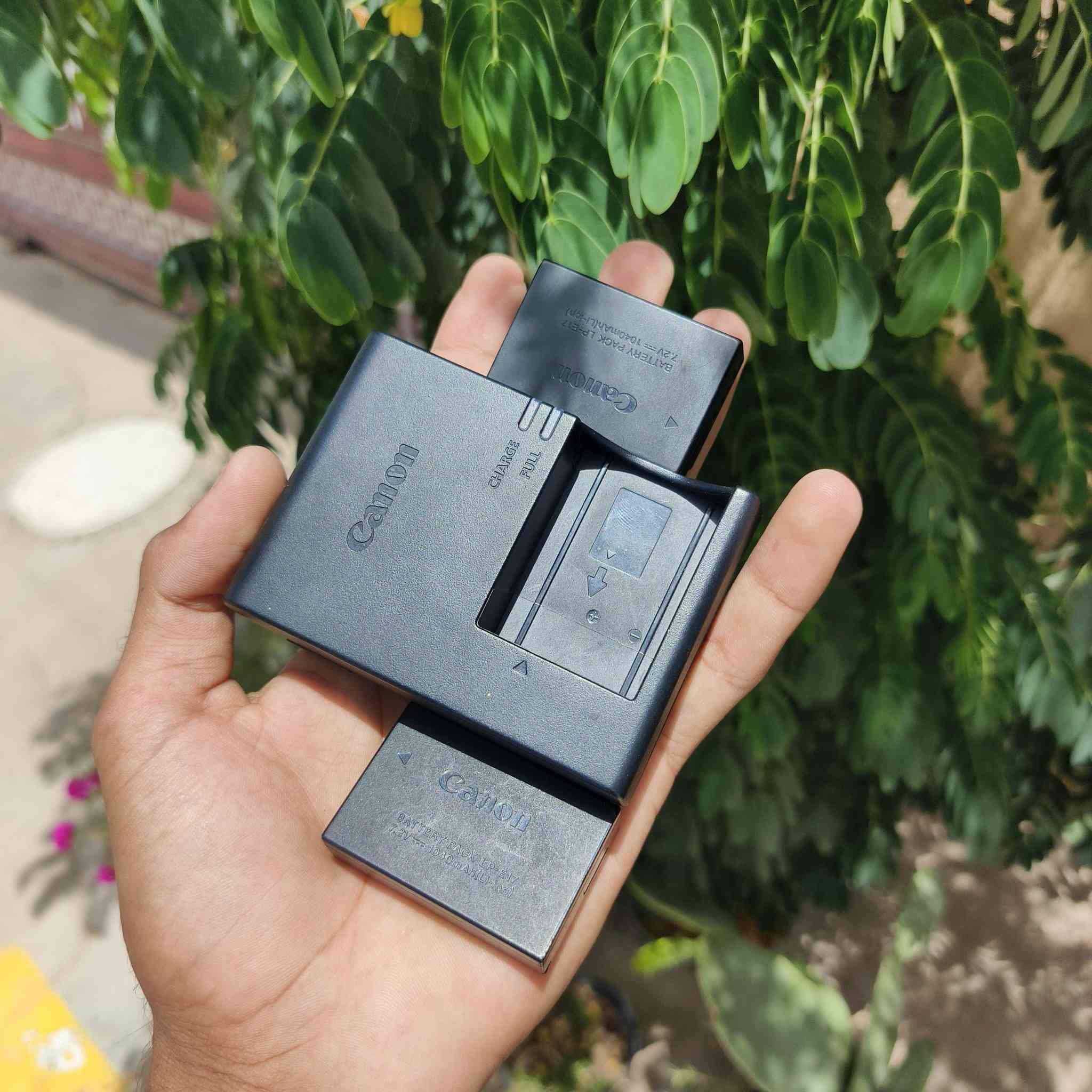 السلام عليكم
غراض للبيع 📸
1- عدسة رياضية 70/200 فتحة 2.8 إصدار الثاني
2- عدسة 85 سكما فتحة 1.4
3- عدسة 50 ملم فتحة 1.8
4- أدبتر جديد بالكارتونة
5- شاحنة وبطاريات للبيع
والي ياخذهن كلهن إله عرض خاص 🔥
📞 رقم الاتصال / آسيا وواتساب:
***********
***********
الأسعار خاص
