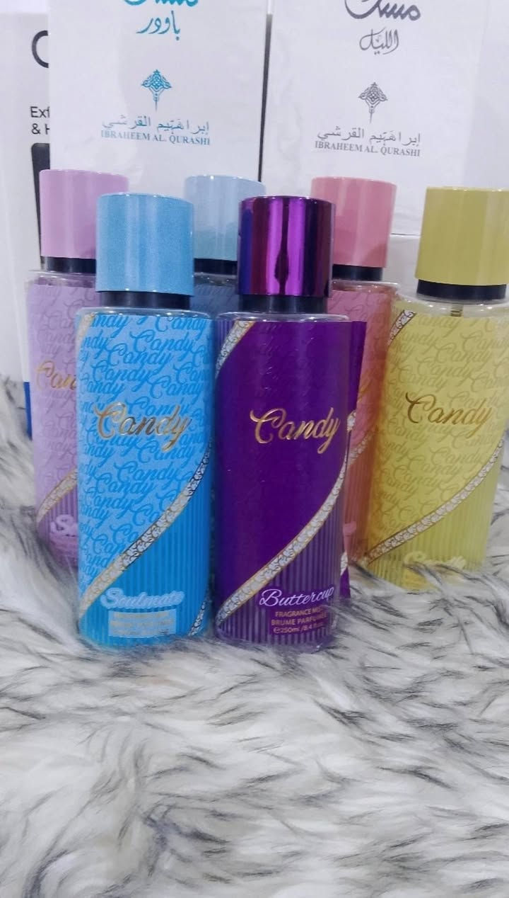 تتوفر لدينا منتجات الكوزمتك للحجز والاستفسار مراسلة الصفحه او على واتساب *********** توجد خدمة توصيل جميع المحافظات
