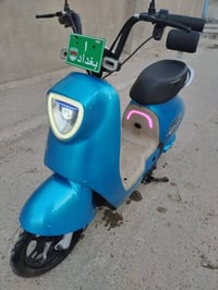 دراجه شحن نوع كلاسك مديل حديث  5بطاريات كبار  بصمه 2 سويج 2 شاحنه اصلي...