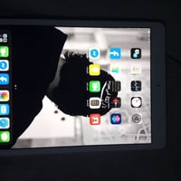 ايباد ٧ • ٣٢ • نضيف