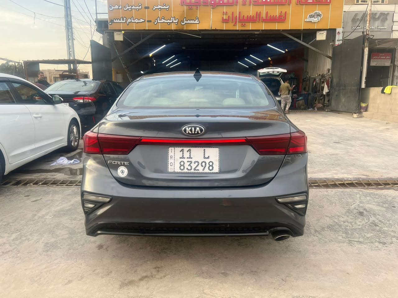 السلام عليكم
كيا فورتي موديل 2021 سياره جاهزه
ماشيه 92 سياره حادث موجهة كما في صوره اما بالعراق هلالل السايق 
فقط ليبل واحد . سياره جاهزه كير ومكينه وصدر جديد السعر 148 ورقه
بيه مجال بسيط العنون : بغداد البياع الشرطه الخامسه ما متواجد على الفيس فقط رقم ***********
 ***********
