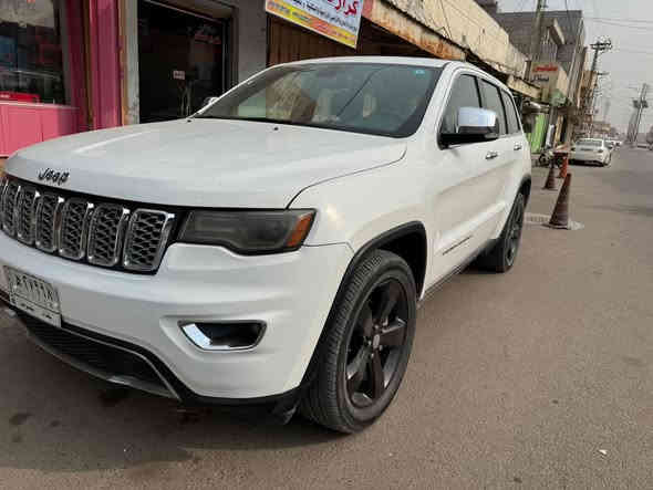 السلام عليكم جيب مديل 2015 
السياره حادثه موضح بل صور مبدلات نفس اللون بدون قطره صبغ لغد شاصي كفاله عامه ولباقي موضح كذالك

كير محرك مكفولات

حداديه صدر تخم تاير ادامه جديده عليه السياره 

السياره موصفاته معروفه فتحه شاشه جبيره بصمه 

ميحتاج اذكرهن مكان السياره سامراء بلد 

سعر السياره 210 وبيه مجال 

اللاستفسار 

0777 842 2505‬

 0782 487 2882
