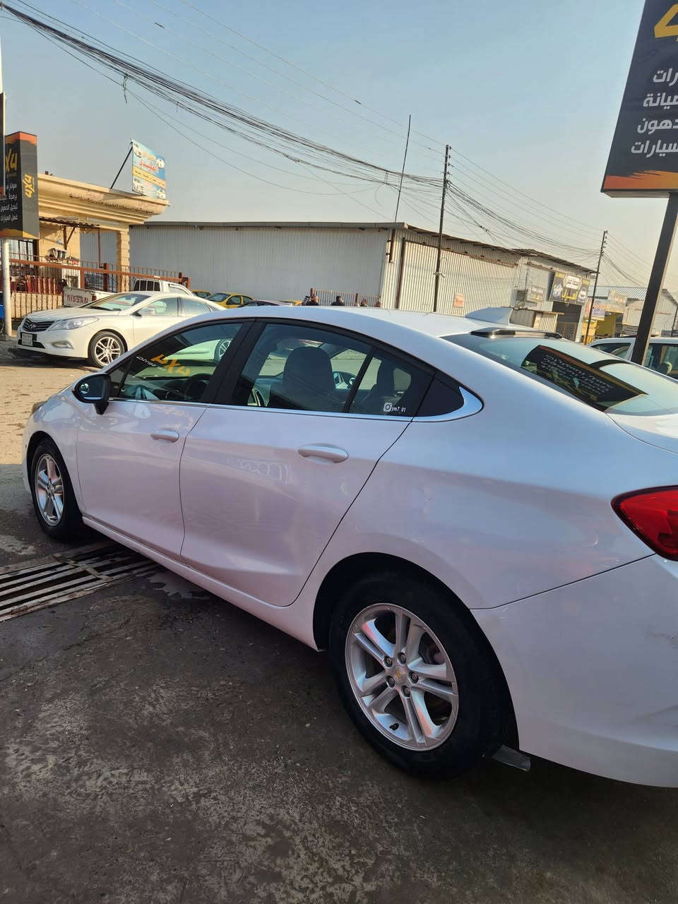 السلام عليكم  بلاش ببلاش   شفرليت كروز موديل 2018 ورده امريكي مواصفات نص فول مواصفات تحكم ستيرن ماشيه 100 ميل حجم الماكينه 14 تيربو كربون بنزين موجود سياره رقم نينوى ضرر السياره بونيد وجامله وتعديلها بارد مكان صغيره السياره حيل حلوه جاهزه سعر السياره 85 ورقه بها مجال شروط التحويل مكان السياره موصل الايسر رقم الهاتف ***********
