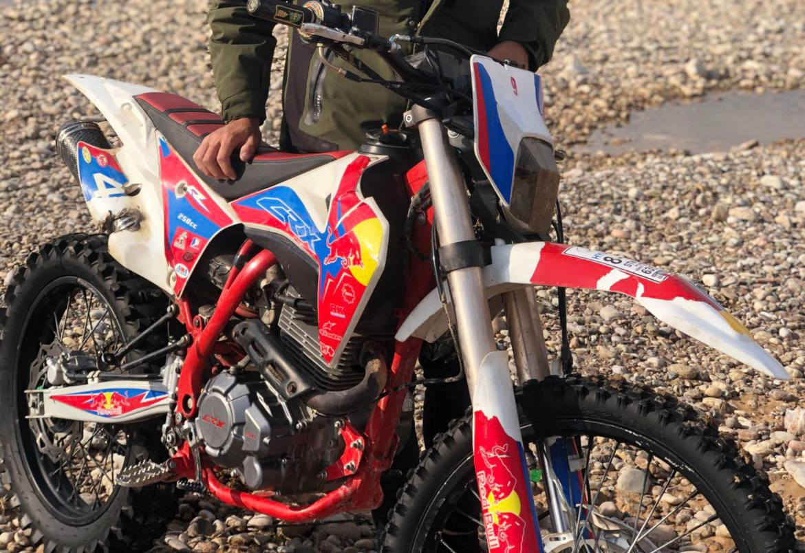 سڵاو لەهاوڕیانی گەروپ ئیم سیئاڕ ئیکسمان هیناوە بۆ فڕۆشتن مۆدیل2024مکین 250cc
مکین کپس هەرکسیک موشتری پیوندیمان پیوە کات
 ***********
