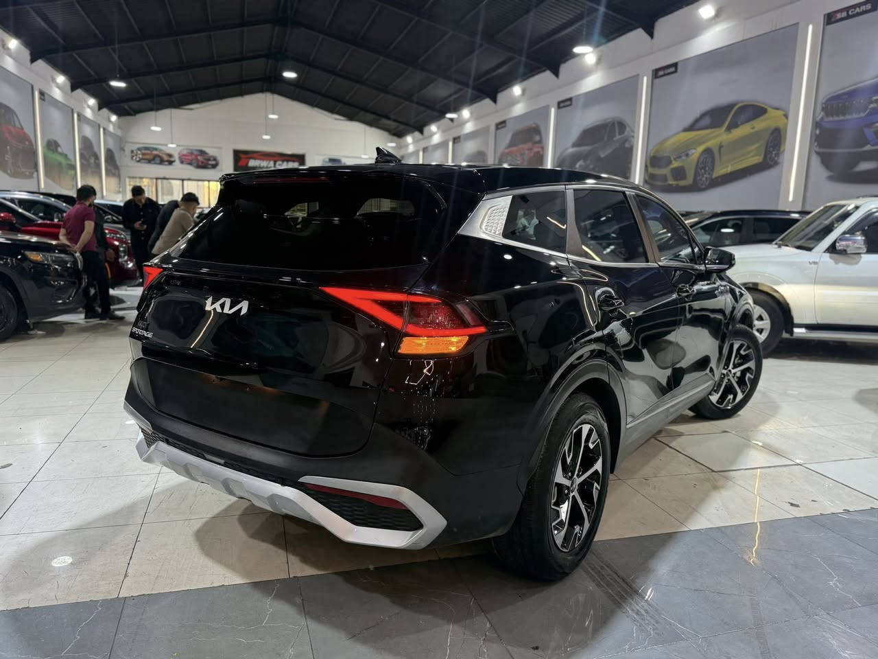 Kia sportage 2025
سعر بلاشش  ١٤٩ 🔒🔥
***********
***********

مواصفات فوول EX عدا بنوراما
ماشية فقط ٧ الاف
صندوق شفط
بصمة
تشغيل عن بعد
شحن وايرليس
داخل كريمي
كراسي جلد،كهرباء،هيتر
كيج الكتروني
شاشة طويل
رادارات ٣٦٠ درجة
وياله ١٩
محرك ٢،٥ تنفس طبيعي
ضرر❌٤-٥ قطع و ربع قمارة بدون دواخل 
أرباك ستيرن و داشبورد ما طاك 💯١💯
بدون رقم تترقم شمالي ١٥ ورقة
موجودة 📍اربيل معرض BRWA cars 🚘 

***********
***********

ملاحظة ❌عدنا خدمة اقساط اذا مقدمة (١٠،٠٠٠$)شدة
