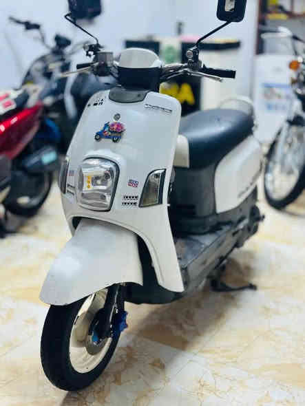 السلام عليكم 
دراجه بوليس كابريتر مال حاويه 
دراجه كفاله عامه من الشخط 
رايدها ب450 وبيها مجال للاستفسار***********
(ماعندي خاص) ❤
