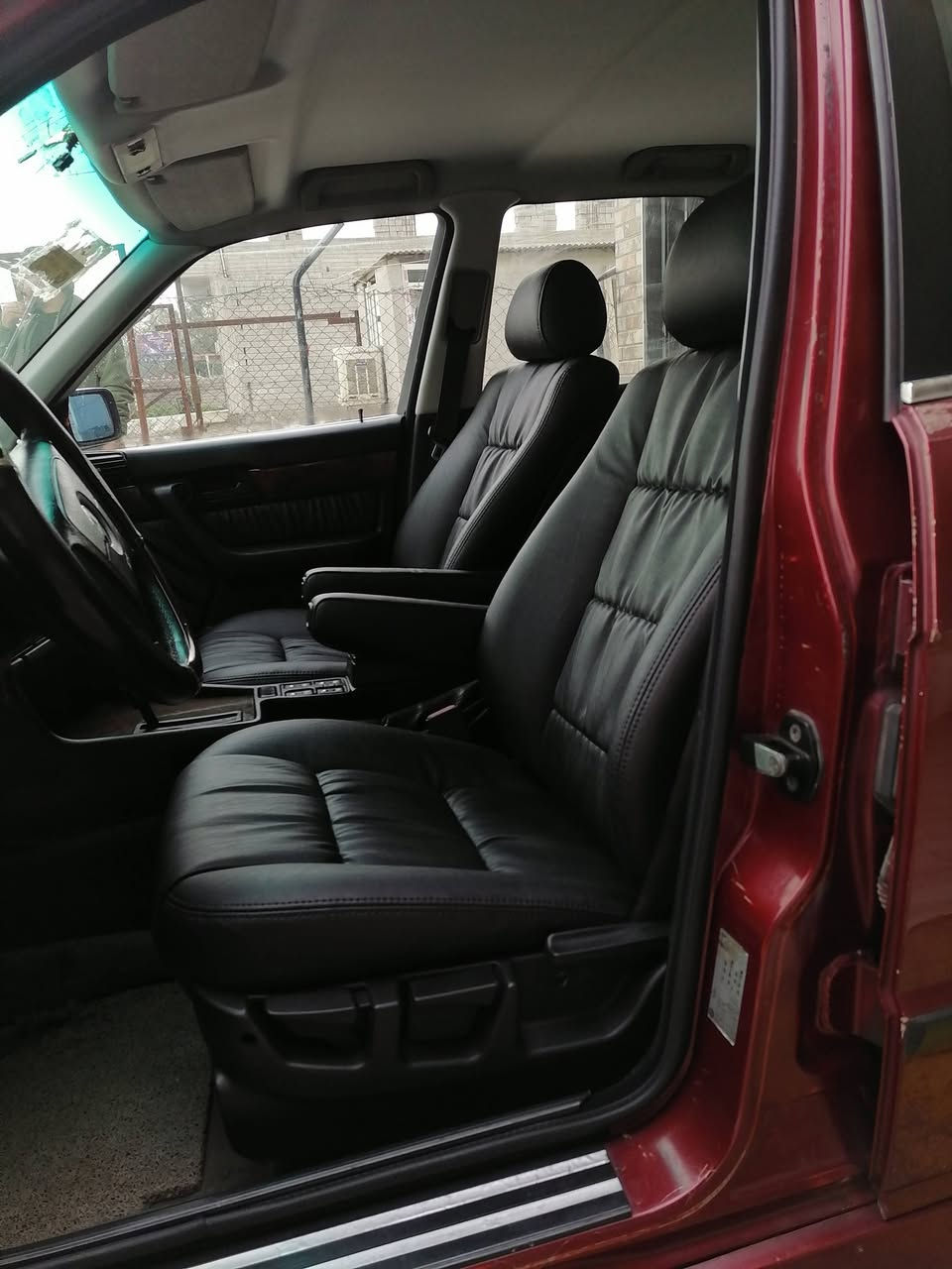 تم فصال كشنات كارتير شركة BMW %💯🇩🇪
بطاين حرف L كارتير 👌سقف تكم دشبول خلفي ⚡
حسب طلب زبون تحديث داخل سيارات ♻️
عنوان موصل القوسيات شارع عام 🛣️
للتواصل ***********
***********
***********
