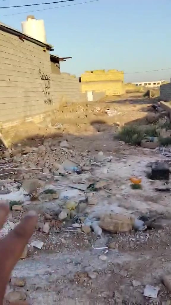 قطعه ارض للبيع كوت حي الحكيم شارع بيت زرزور مساحه 108متر وجه 6نزال18ونص.. خدمات ماء كهرباء مدارس مرقم من قبل قسم بلدي حي الحكيم سعر 7ونص وقابله للتفاوض


**إذا كنت صاحب هذا الإعلان وتريد حذفه لأي سبب، رجاءا أرسل رسالة إلى الدعم الفني**