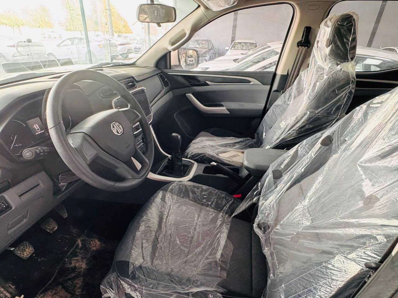 ئێم جی پیکەب MG T60 2025
٣ ساڵ زەمان دەبڵ أكسل. صفر كم
مواصفات گێڕ عادی.ويل كەپ.شاشه.
بلاجکتۆر. گێر و مەکینە قەزافی 2.4   
سعر ☎️   موبایل ***********
مکان   اربیل معرض توب كارس ١٠٠ مەتری أربيل, العراق
