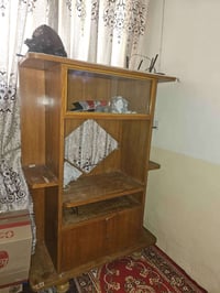 ميز تلفزيون • ثريه • النجف