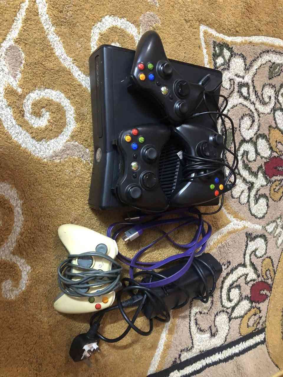 السلام عليكم اكس بوكس ٣٦٠ بي٦٨لعبة بي جي تي اي5 و بعد العاب يجي ويا 4يدات وحد تشتغل الباقيات مو هلكد السعر١٠٠


**إذا كنت صاحب هذا الإعلان وتريد حذفه لأي سبب، رجاءا أرسل رسالة إلى الدعم الفني**