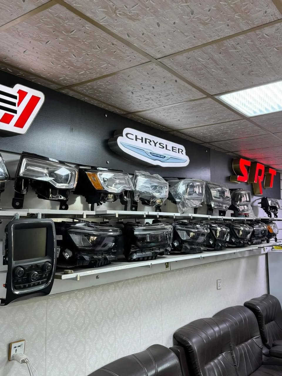 اسعااااااارررر  لن  تجدها  بمكان  اخر    تخفيضات  سعر   جمله  الجمله  
***********    
***********
دعاميات   دورنكو    ….   بنايد  فتحات   ….  لايتات 
بك لايتات  و  مسطره  بكلايتات  درع  اسفل  المحرك 
بغداد  ساحه  الطيران  مجاور  مطعم البركه
