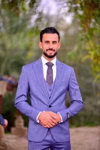 نحن نُبدع في توثيق لحظاتك الأجمل ✨   توثيق جميع أنواع المناسبات: مشية ...