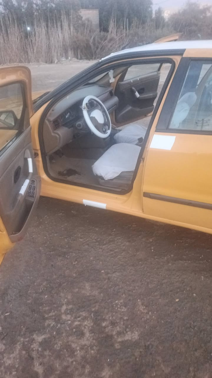 سمند 12 للبيع مكينه وكير فرنسي تبريد شغال كهربائيات من طول للطول شغاله تخم تاير جديد لللبيع او لمراوس شعندك مراوس نزل *********** 30وبيه مجال حق لجيه مكانه ناصريه رقم انكليزي مصفره
