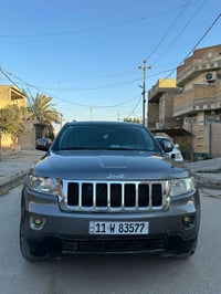 موديل ٢٠١١ • ٣٠٥٩٠٠ كم • حادثه خلفي