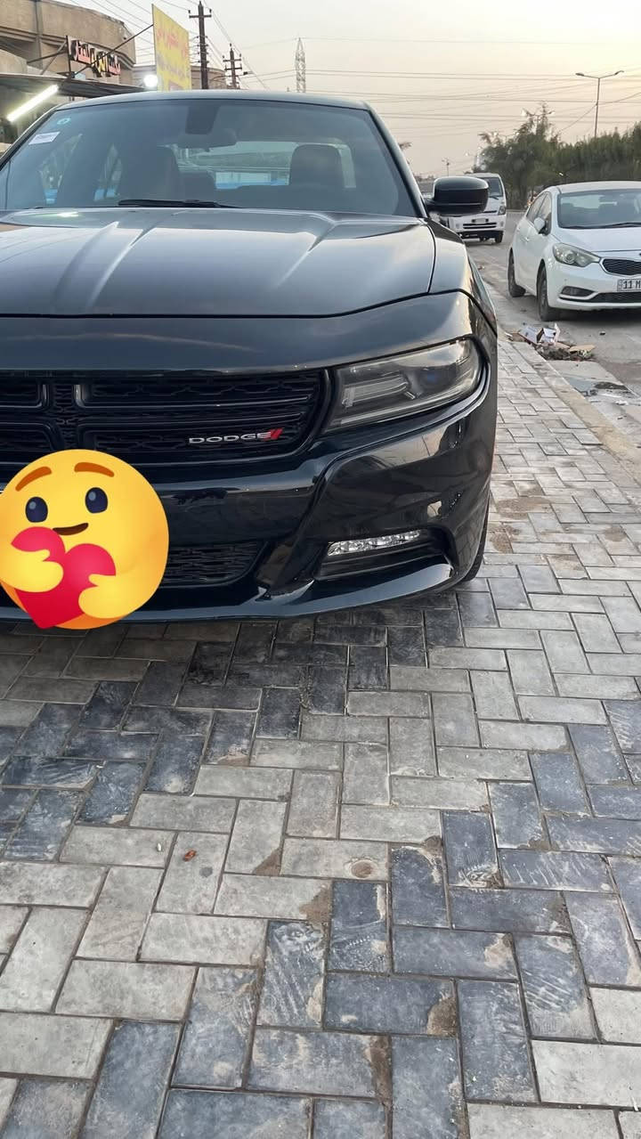 السلام عليكم ويل كب جارجر نظيف اصلي مال موديل 23 مع التايرات زوج جديد وزوج نص عمر ولايتات مال 16 اللد مالتهن واكف اصليات مو تجاري مكاني بغداد الغزالية ***********
