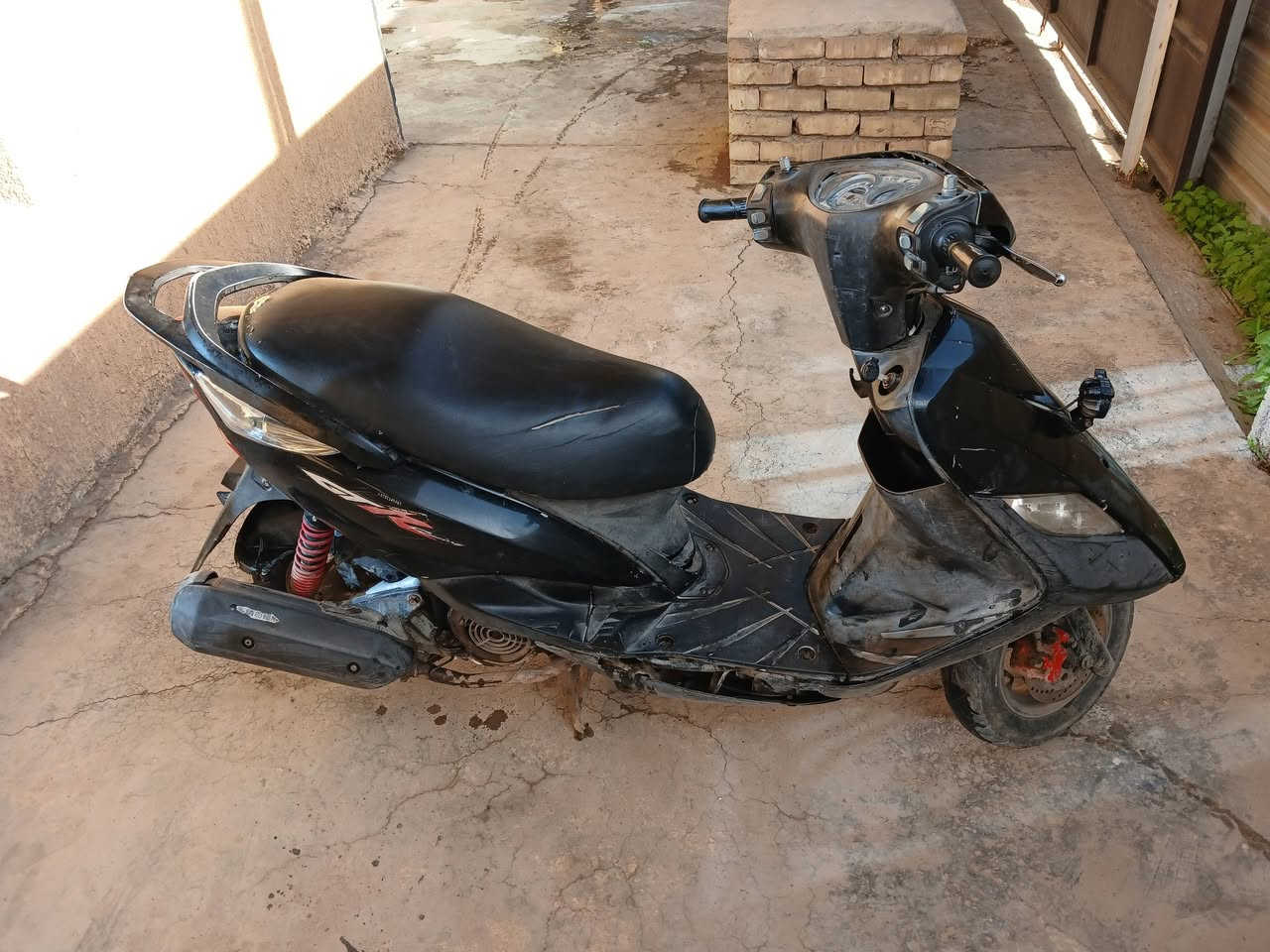 السلام عليكم ثعلب البيع كلشي مابيه نضيفه رادله بس يده مال هندر وتريش واي نقص مابيه سلفه من صبح تشتغل سعره ٥٠٠ وبيه مجال مكاني بغداد
الرقم / *********** واتساب
