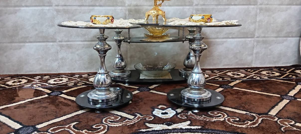 السلام عليكم ميز و 4 طبلات انظاف مكان موصل جانب الايسر حي سماح سعر 50 بيها مجال
***********
