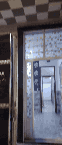 من رخصت صاحب الكروب بيت لايجار طابقين غرفتين وصالة وخدمات سعر 550بل مربع الذهبي ضياء الحلفي *********** مساحه 85م
