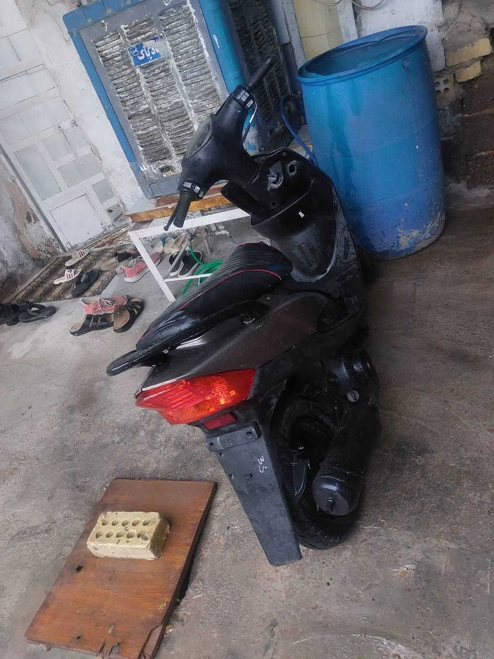 سلام عليكم ماكس عدله شغاله بس نقص قبق هندر خارط سعر قفل قفل 250مكاني بغداد  ***********
