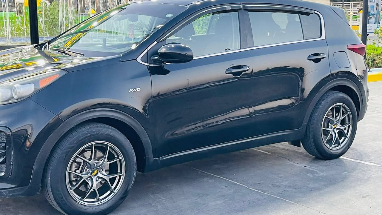 سلام عليكم للبيع كيا سبورتج 
موديل 2020 لوون اسود 
ضرر جاملغ وحافه البنيد 
رقم اربيل باسمي نص فول 
شاشه 
حساس 
فور ويل 
مود  درايف 
تحكم جهتين 
كير محرك مكفول 
العنوان بغداد البلديات  ***********
السعر( 127
