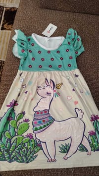 ملابس أطفال • مقاس 5 • اخر قطع