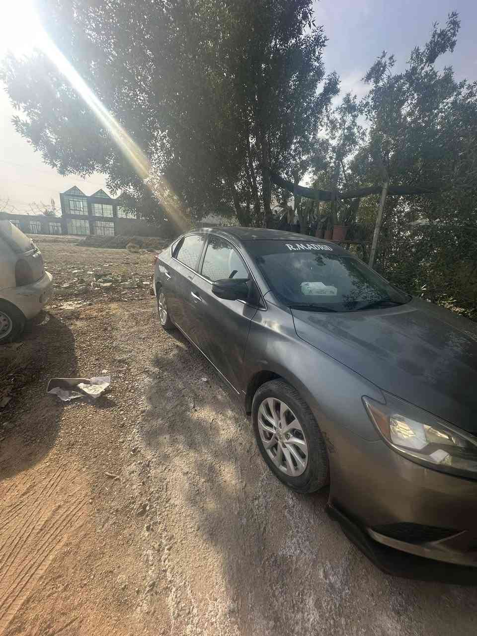 السلام عليكم شباب  نيسان سينترا 2017 رقم سليمانيه السيارة باسمي وارد امريكي حادث صندوق محرك 1800 السيارة بصمة دخول بصمه فتحة سقف ثلاث قطع صبغ مانع تزحلق بيها نظام الايكو  سيارة معتني بيها شغل بيت 
ماشيه 92 ميل 
تبريد يخبل بيها نظام دفع رباعي سيارة نص فول بس معتني بيها 

للتواصل فقط واتساب او ع الرصيد 

***********
