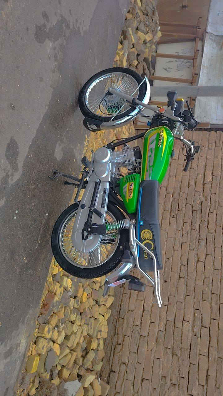 دراجه لبيع سعر800  وبيه مجال  انتصال ***********
