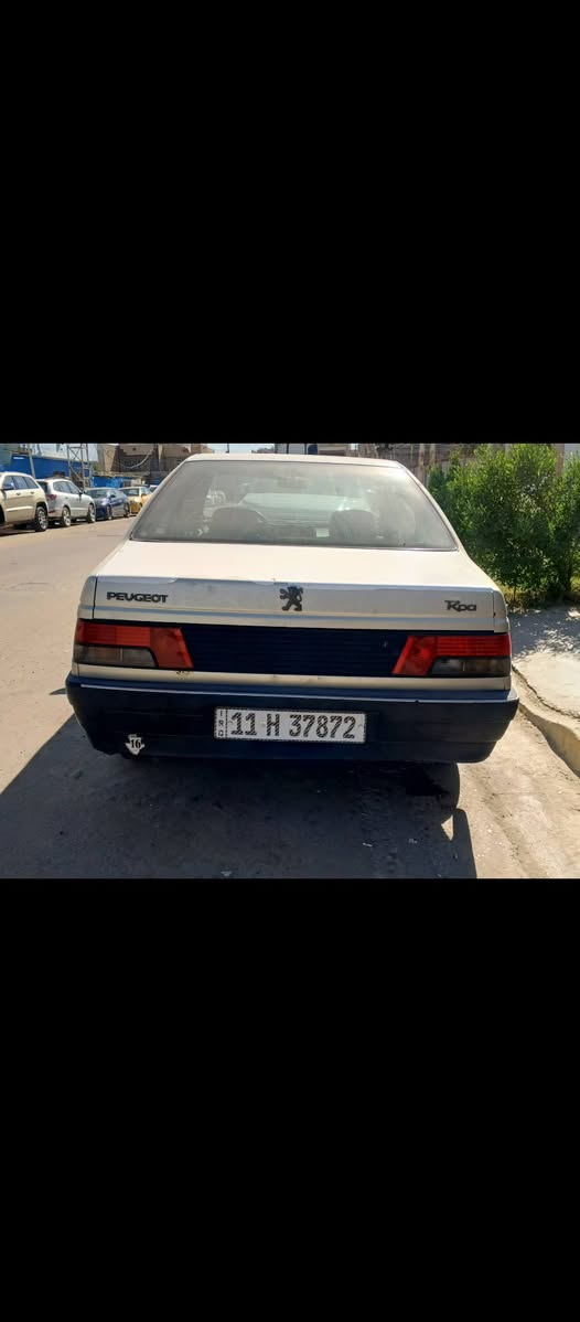 بيجو روى للبيع 2009
السياره مكينه نضيفه كشر نضيف 
كير نضيف كهربائيات شغاله داخل نضيف تبريد شغال فقط غاز يرادله 
تخم تاير جديد وصدر جديد 
السياره  كدامك تجي تشوفه وتقتنع بيه
سنويه تنتهي ب2027 شهر 7
سعر 29 ورقه وبيه مجال حك الجيه 
المكان بغداد الحسينيه 
***********
