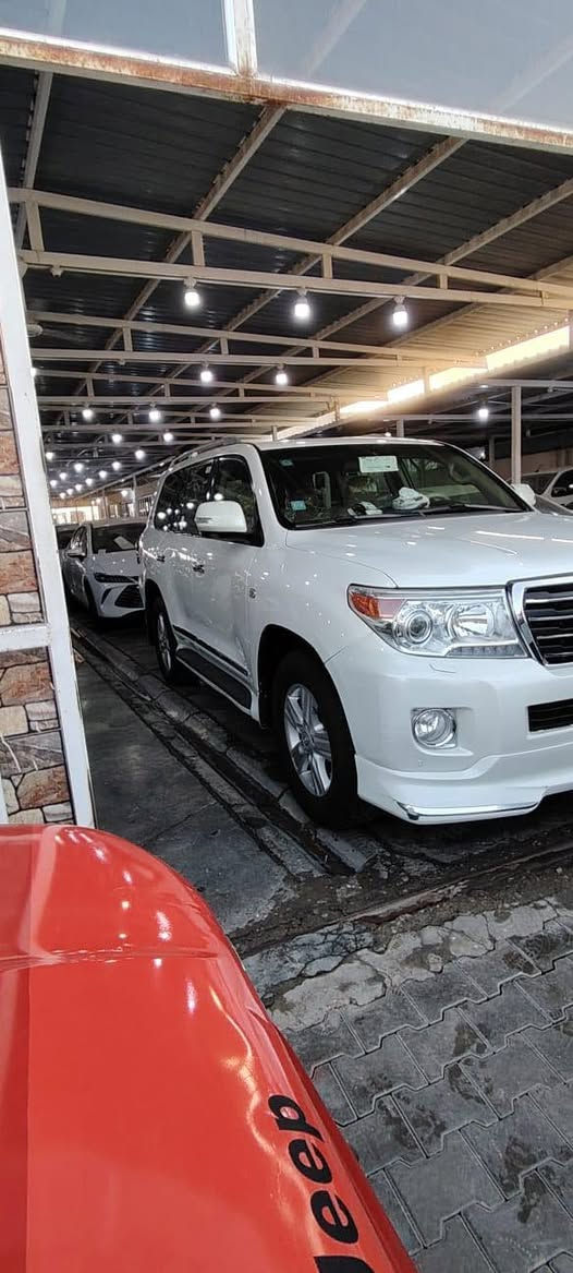 لاند كروزر ٢٠٠١١ ستينيه سعودي كفاله عامه عدا الدعاميات تحديث  كشنات بقلاوه جلد كامره بصمه تخم تاير حداديه جديده ماشيه ٣٠٠ الف مكينه ٦ مكفوله السعر ٣٣٠ وبيها مجال العنوان واسط تشغيل عن بعد بدون امراوس موبايل ***********
