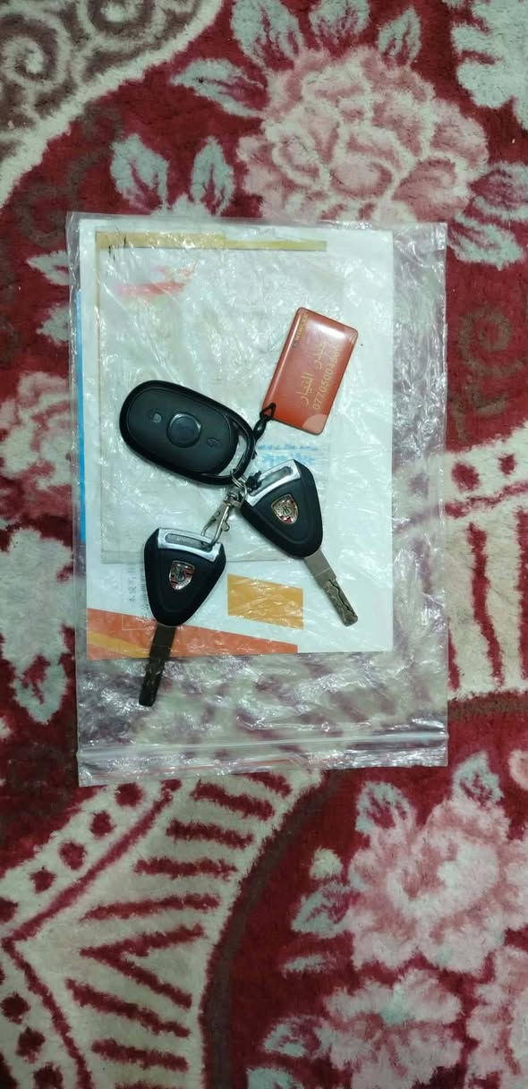 سلام عليكم
دراجة شحن 6 بطاريات ماشيا 3000 ملفها 2000
سويج وبصمة وكرت وامبثري بلادي وبك.... سعرها 650 وبيها مجال ومراوس حسب الرغبة 
مكانها الحصوه أبو غريب *********** بي واتساب
