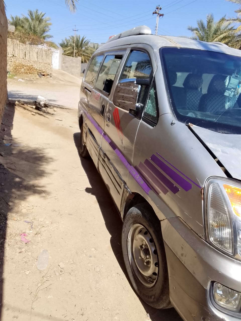 ستارك موديل 2007 للبيع ارضيها ب 70 وبيها مجال الانبار حديثه ***********
