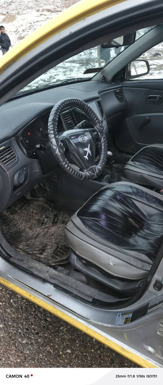 كيا ريو موديل 2008
كير عادي 

ضرر جاملغ اليمين 

هيه وغرامات صفر 

الايمن حي المامون 
السعر 80وبيها مجال 

***********
