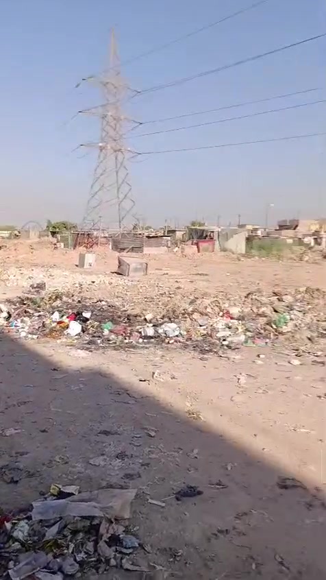 بيت طابو للبيع في منطقة النهروان
 يحتوي الطابق الارضي على 
استقبال/ غرفه نوم/مطبخ/صحيات/
 والطابق الثاني يحتوي
 ثلاث غرف/ صاله/ درج داخلي وخارجي/
 ويوجد فيها شبكه عراقنا
فيها مولده ضخمه ٢٠امبير للبيت ذهبي لايوجد فيها صوت
 وارد الشبكه سنوياً سبعه مليون ومؤجر حاليا بسعر ٢٠٠ الف
للاستفسار  ***********
