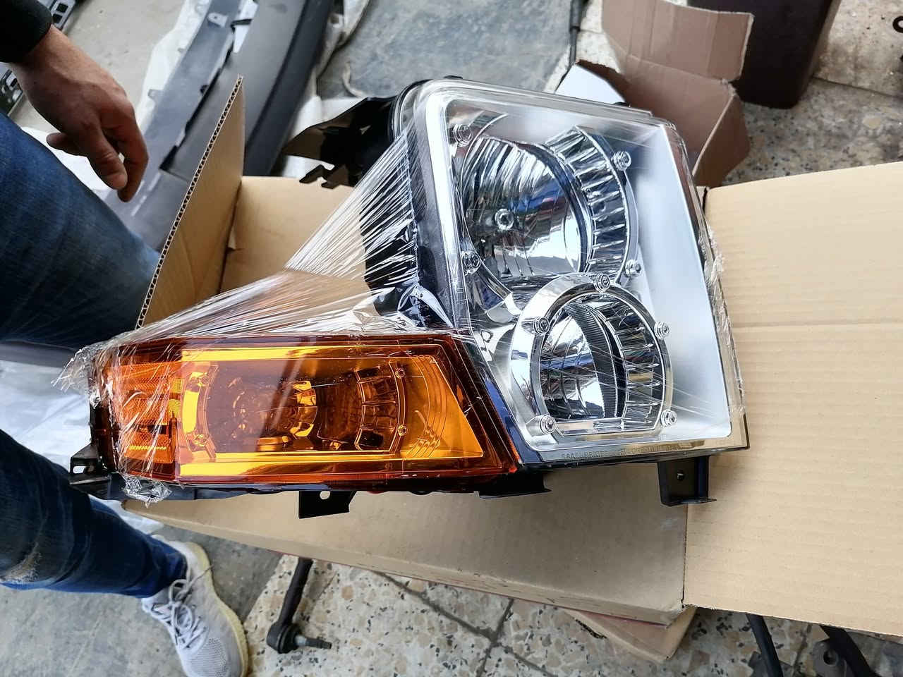 سلا عليكم ورحمة الله وبركاته وصول كميه كبيره من أدوات صدر نواعم اذاين محرك يدات أبواب داخليه وشريط ستيرن جيب كوماندر
و وصول بوش اسفل تايوان ويوجد لدينا خدمة توصيل الجميع محافظات العراق ***********
