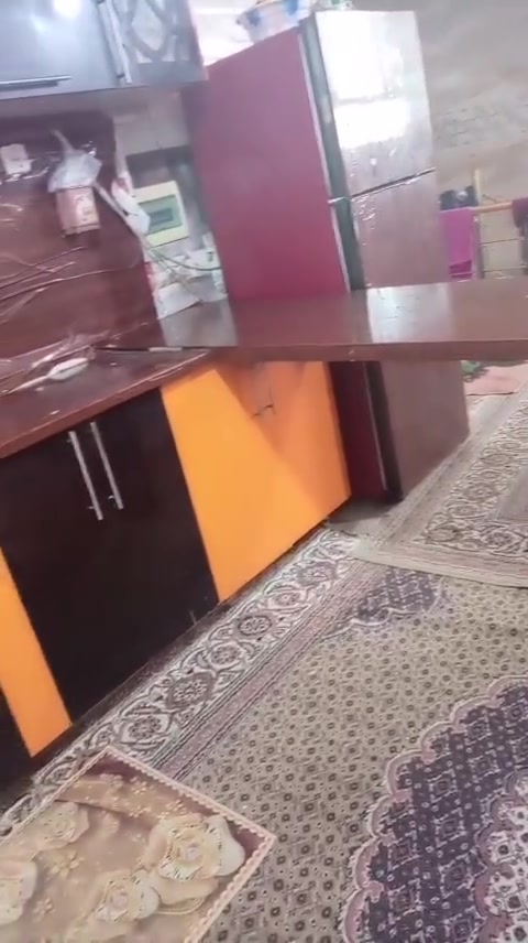 غراض للبيع نظيفه كلش تكسر بيهن لتراسلني ولتخابرني تمام المكان حله حي صحه للاتصال*********** للاستفسار عله الأسعار
