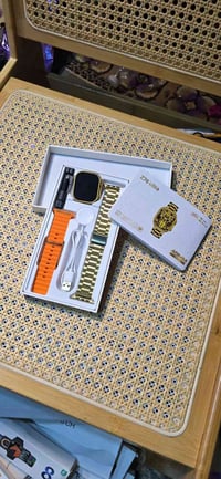 ساعة ذكية موديل Z76 Ultra (مقاس 49MM)، تجي  بشكل قريب على Apple Watch ...