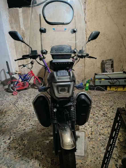 السلام عليكم دراجه شحن للبيع هارلي جبلي موديل 25 دراجه جديده البكان بغداد بياع الشرطه الخامسه رقم ***********
