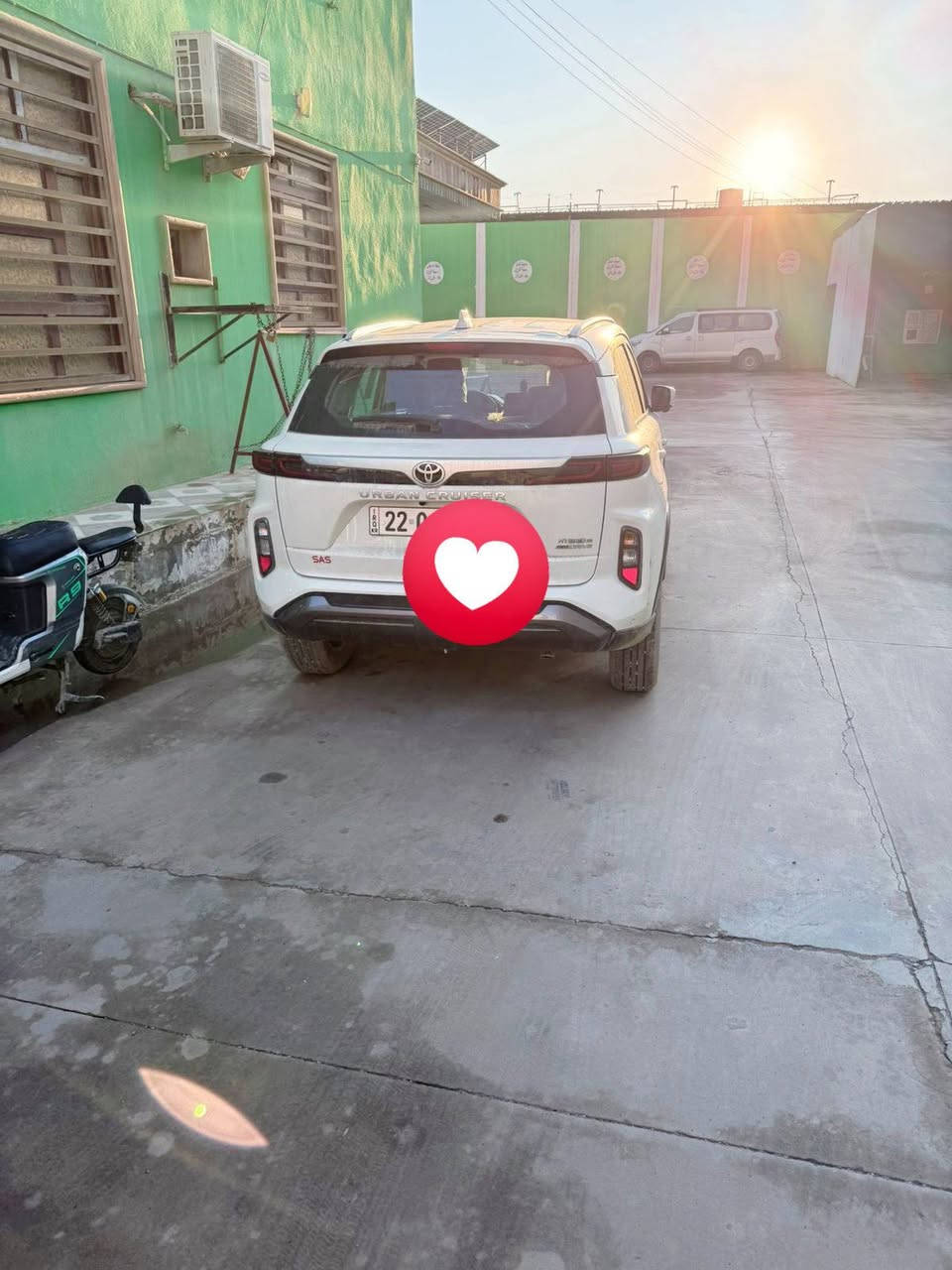 سلام عليكم ورحمة الله وبركاته..
سيارة تويوتا أوربان كروز موديل 2026 هايبرد فول مواصفات أعلى فئة، مرقم أربيل دولي بأسمي تحويل ثاني يوم، ماشية 7 آلاف كليو، وكالة ساز ضمان، صيانة وتبديل دهن لمدة سنتين، للأستفسار الاتصال على الرقم التالي ***********
شكراً للأدارة🌹🌹..
